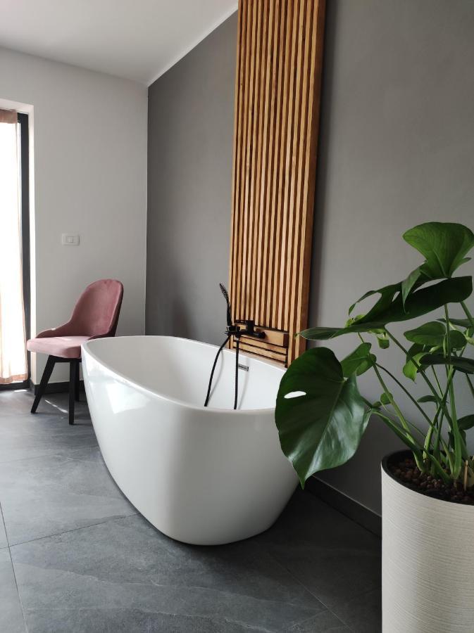 Boutique Rooms By Petric Winery Dobravlje Экстерьер фото
