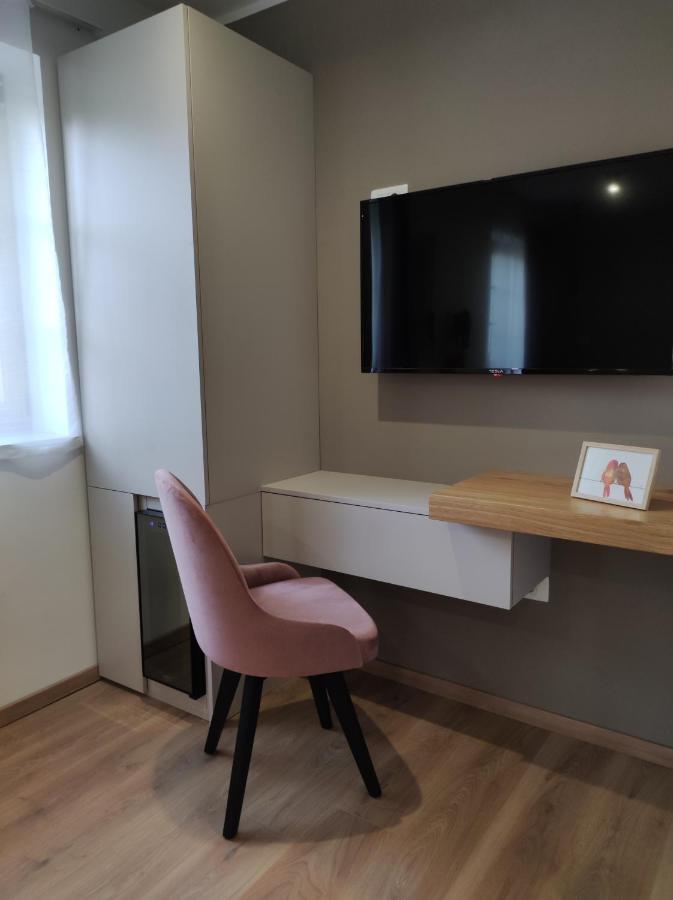 Boutique Rooms By Petric Winery Dobravlje Экстерьер фото