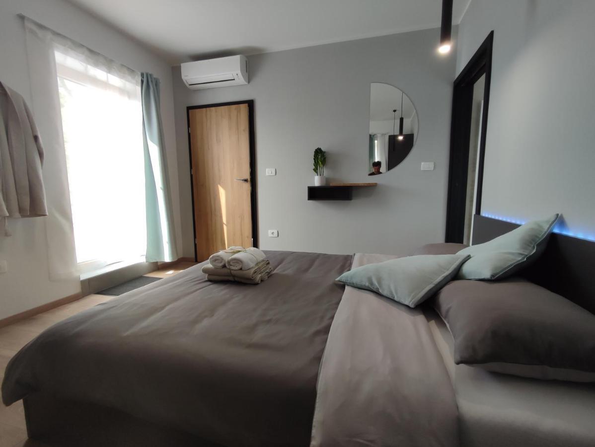 Boutique Rooms By Petric Winery Dobravlje Экстерьер фото