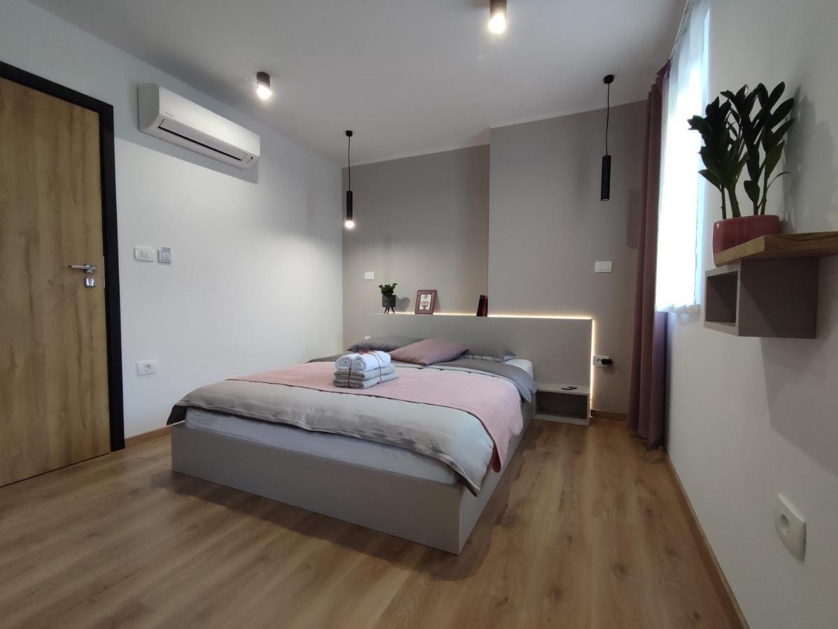 Boutique Rooms By Petric Winery Dobravlje Экстерьер фото