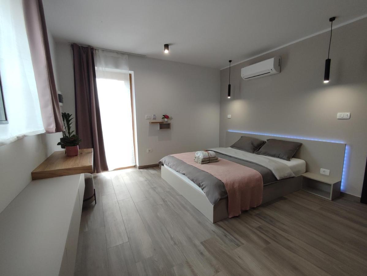 Boutique Rooms By Petric Winery Dobravlje Экстерьер фото