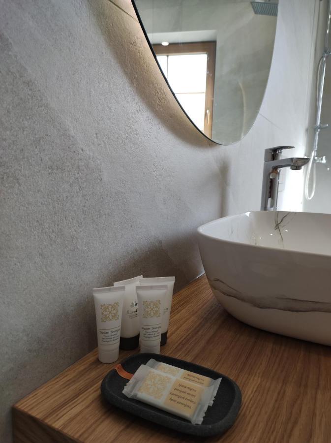 Boutique Rooms By Petric Winery Dobravlje Экстерьер фото