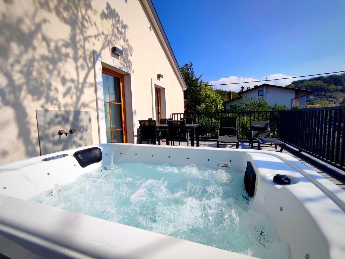 Boutique Rooms By Petric Winery Dobravlje Экстерьер фото